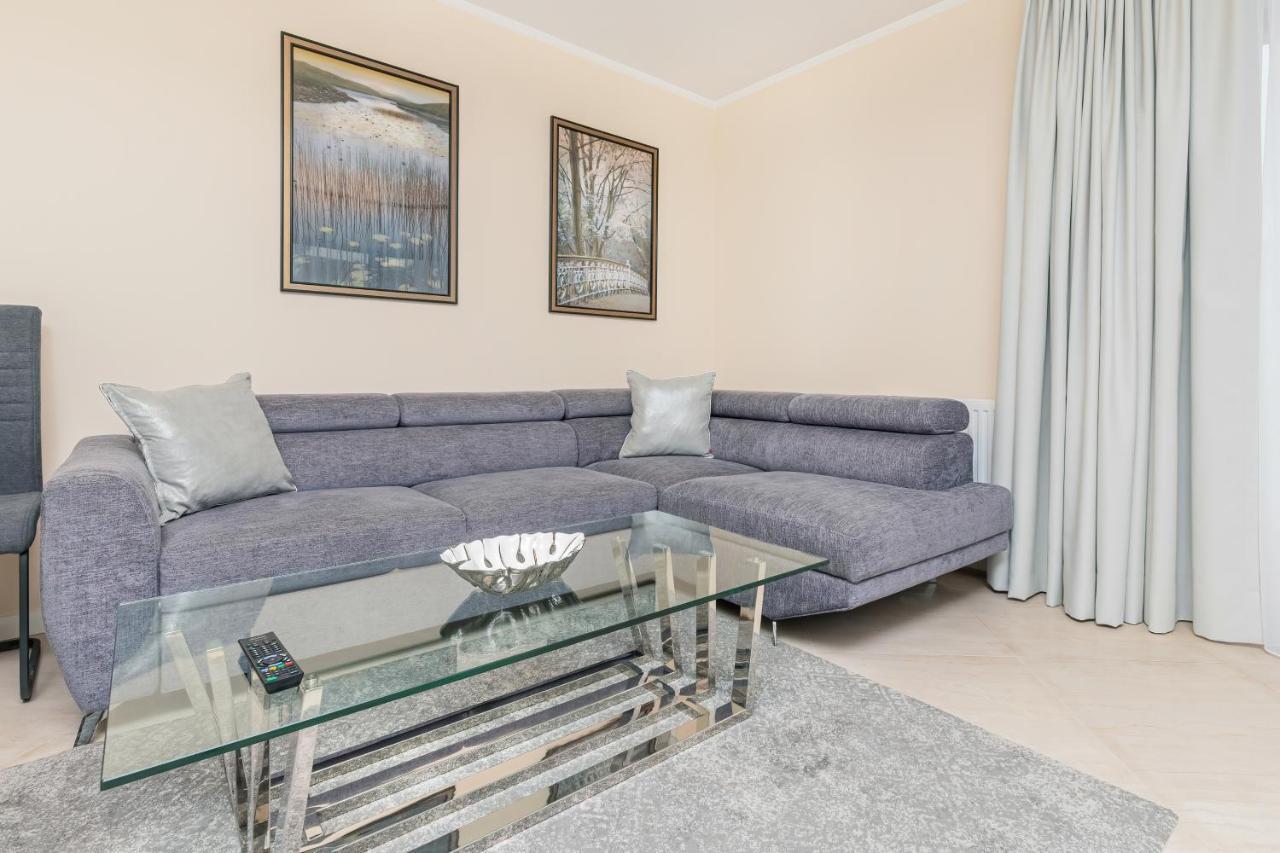 Batorego 7 Gdynia Apartments By Noclegi Renters Extérieur photo